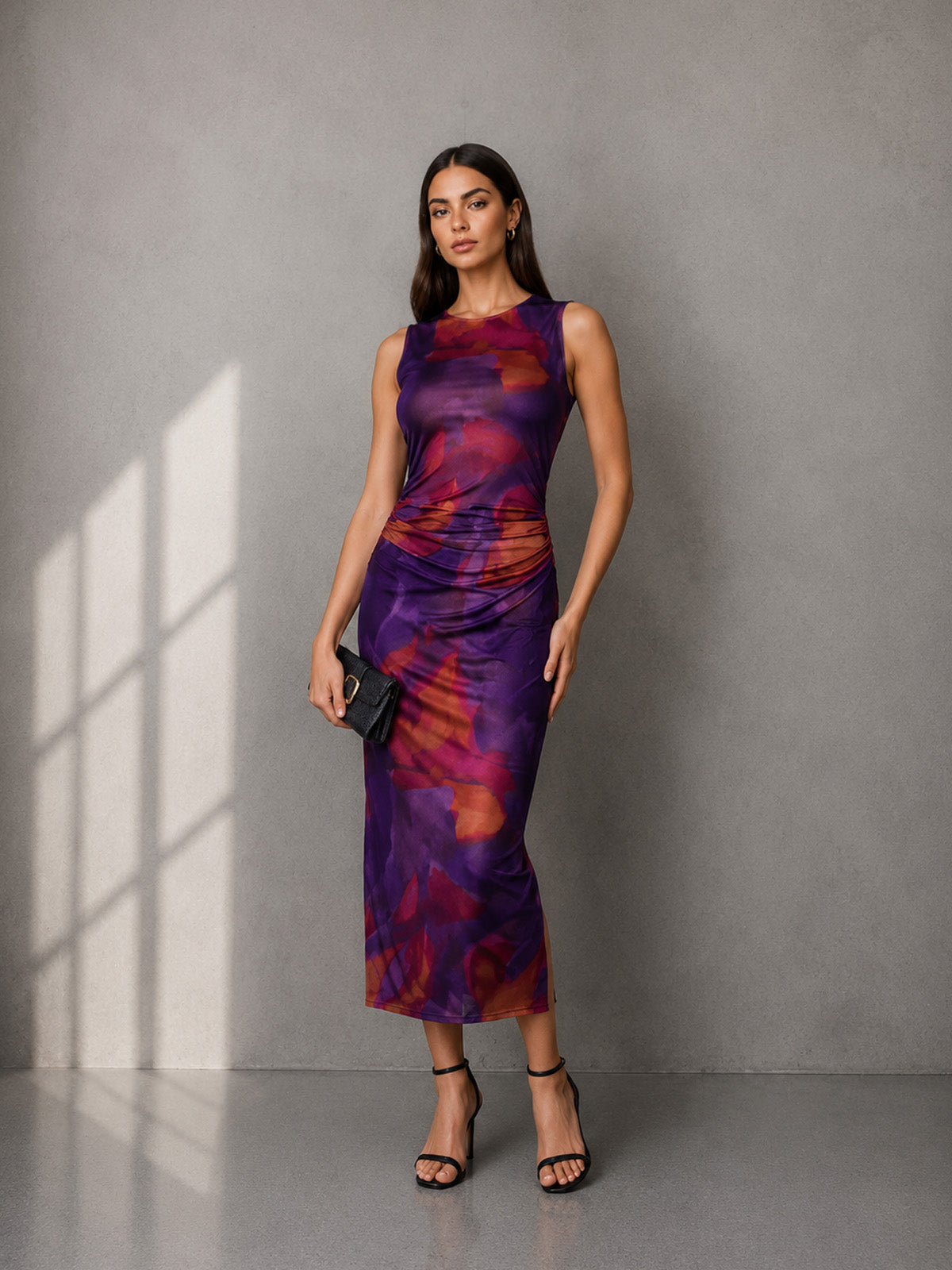 Vestido maxi slim de manga larga con cuello alto de malla floral para invitada de boda de primavera