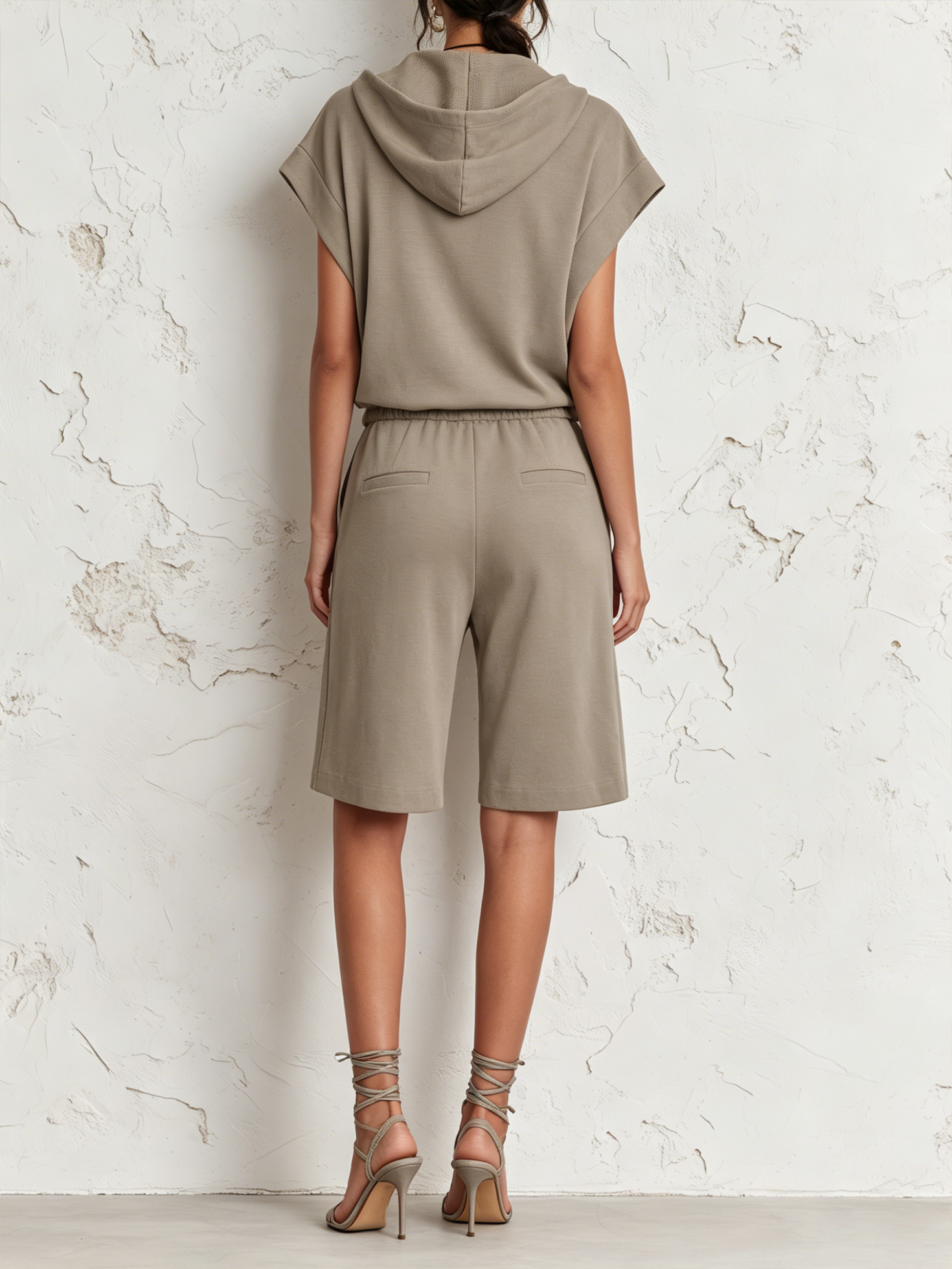 Women’s Greige Casual Stretch Jersey Lapel V-Neck Cap Sleeve Relaxed Bermuda Shorts Set with Drawstring Waist