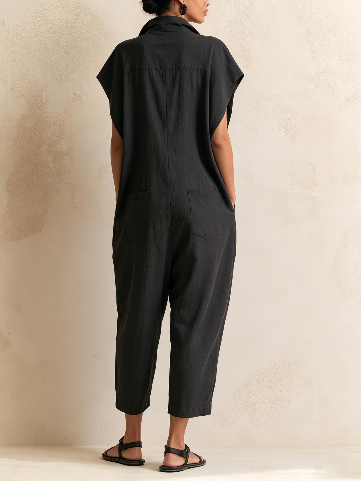 Women’s Dark Gray Minimalist Crinkled Cotton Blend Lapel V-Neck Sleeveless Loose Cropped Harem Jumpsuit with Side Pockets
