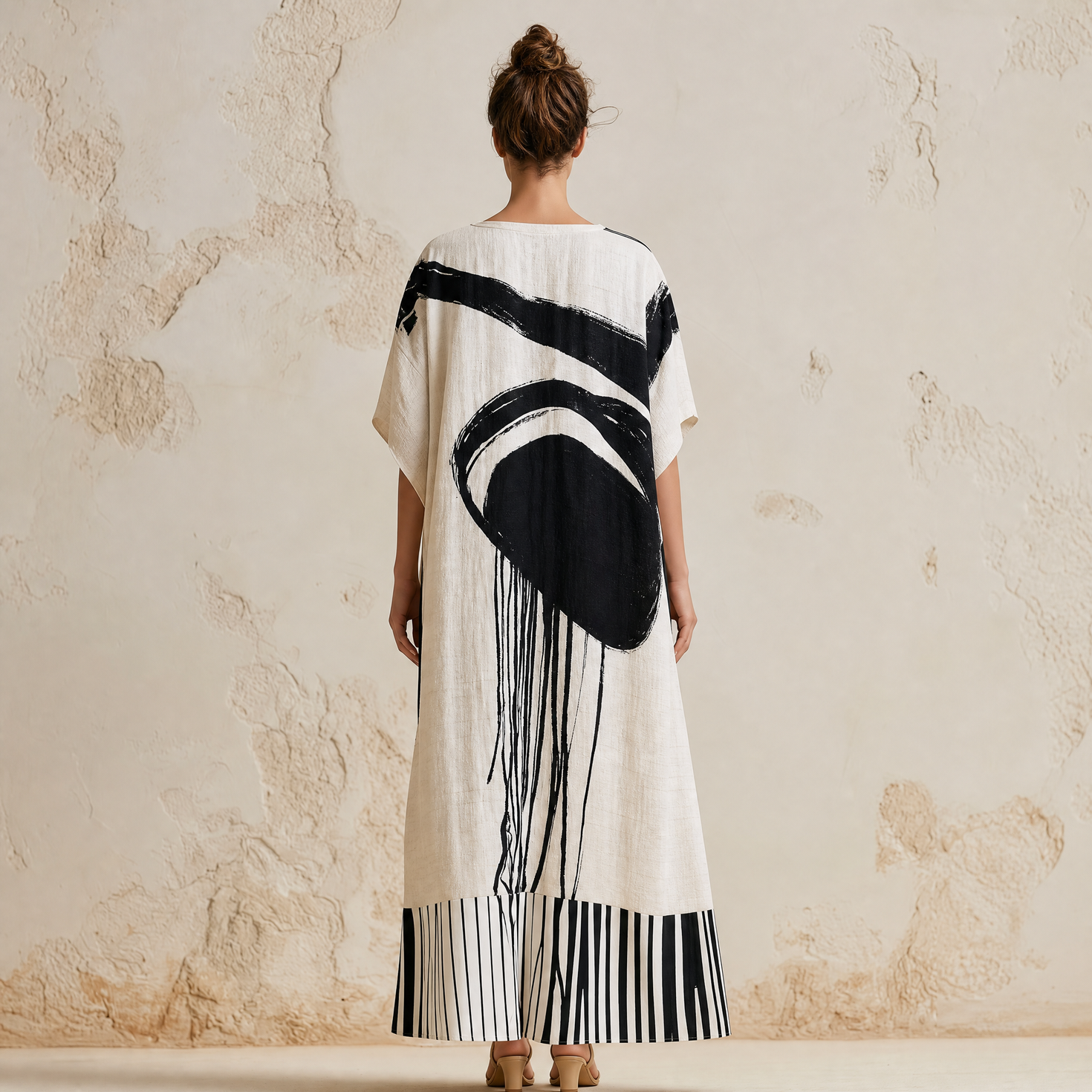 Women’s Beige Artistic Linen Blend Split V-Neck Batwing Sleeve Loose Maxi Kaftan Dress with Abstract Brushstroke Print