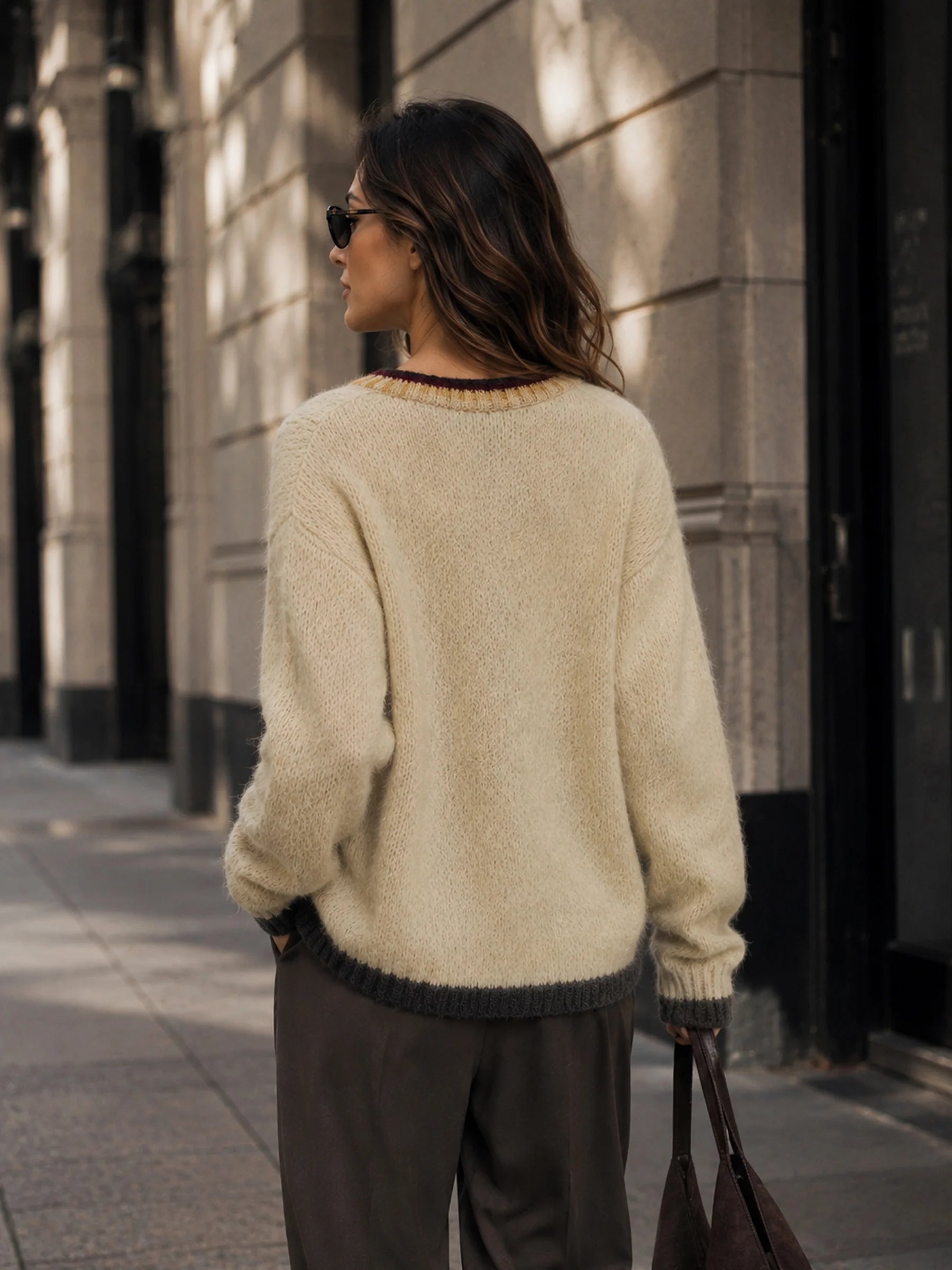 Women’s Ivory Casual Knit V Neck Long Sleeve Relaxed Fit Cardigan Sweater with Contrast Pocket Detail