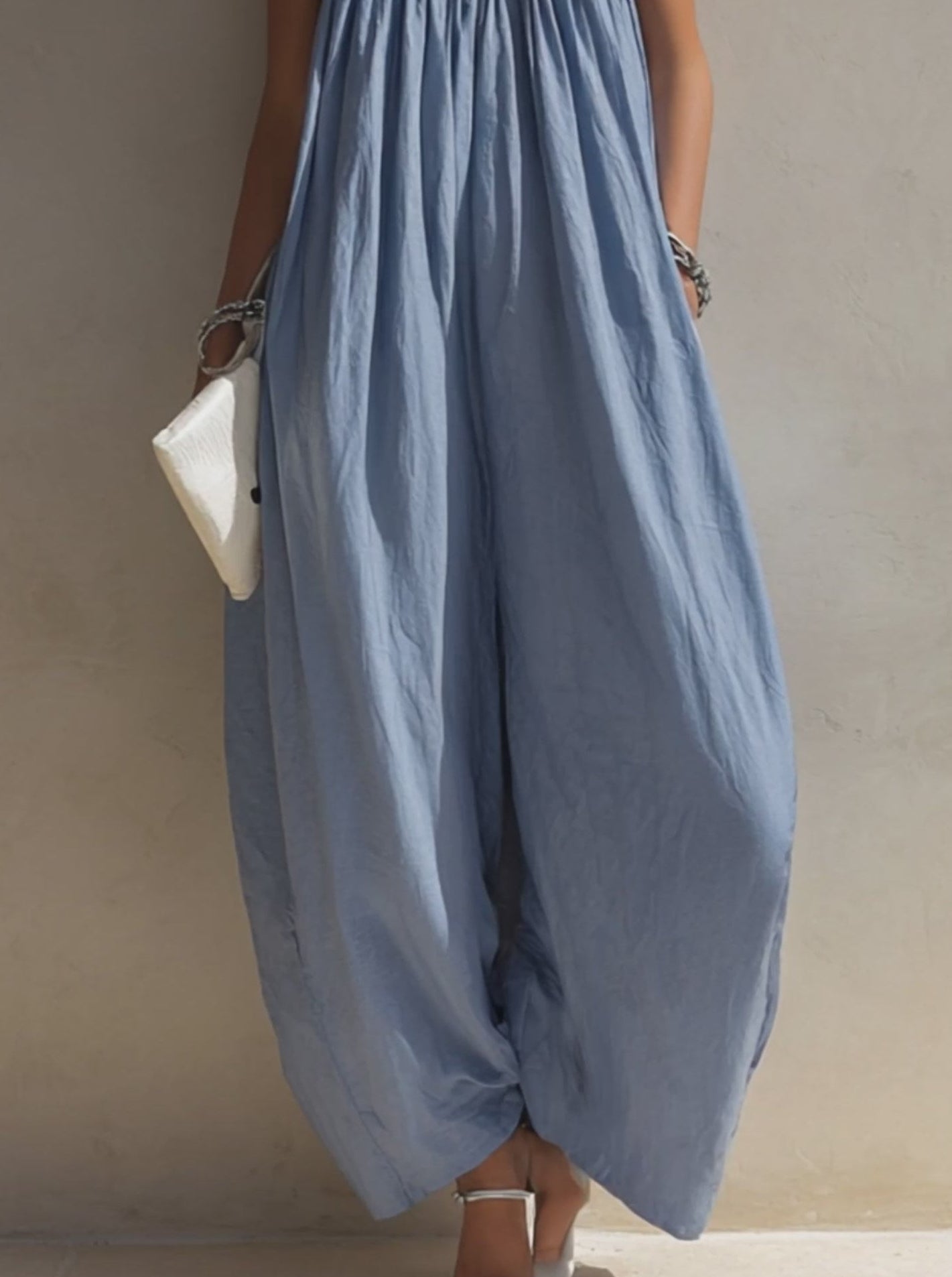Women’s Blue Minimalist Cotton-Linen Blend Square Neck Spaghetti Strap Loose-Fit Full-Length Jumpsuit