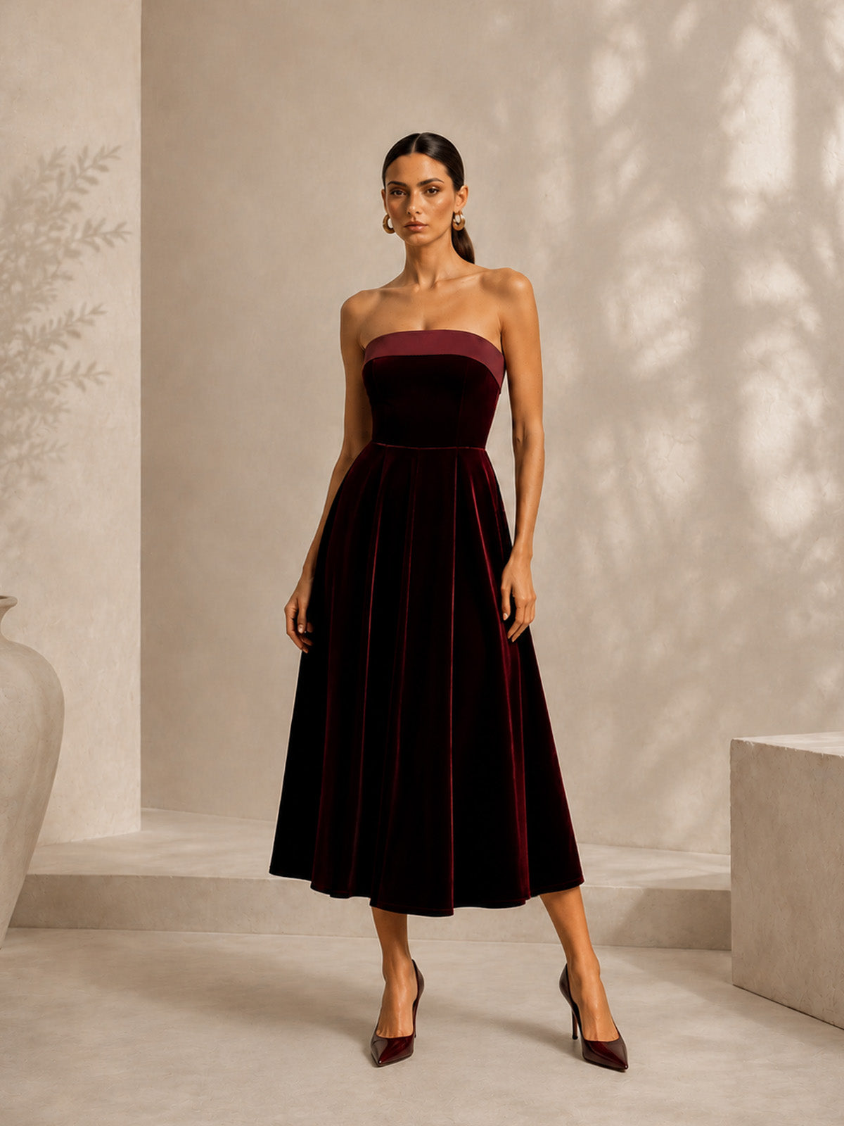 Women’s Burgundy Elegant Velvet Strapless A-Line Midi Dress