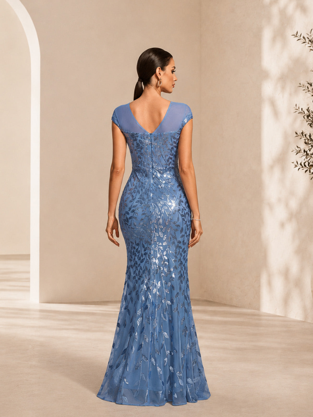 Women’s Blue Floral Lace Mesh Round Neck Short Sleeve Slim Mermaid Maxi Dress