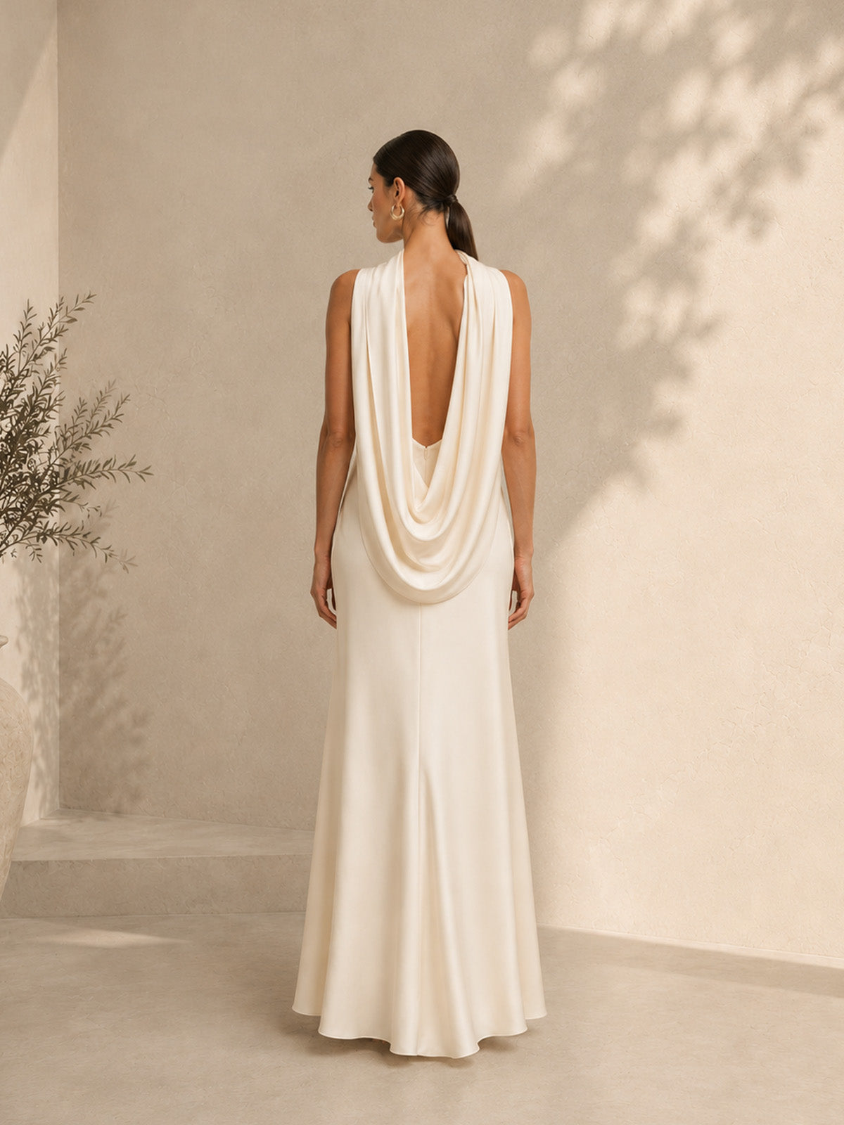 Women’s Glamorous Satin One-Shoulder Sleeveless Slim Mermaid Maxi Dress with Draped Train Detail