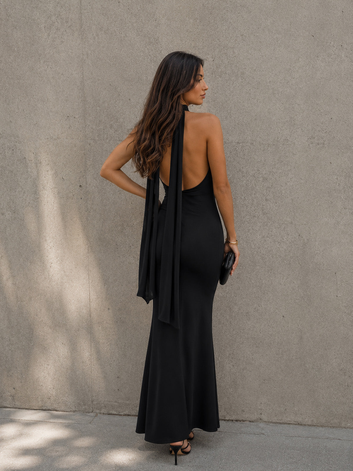 Women’s Black Glamorous Stretch Halter Neck Sleeveless Slim Maxi Dress