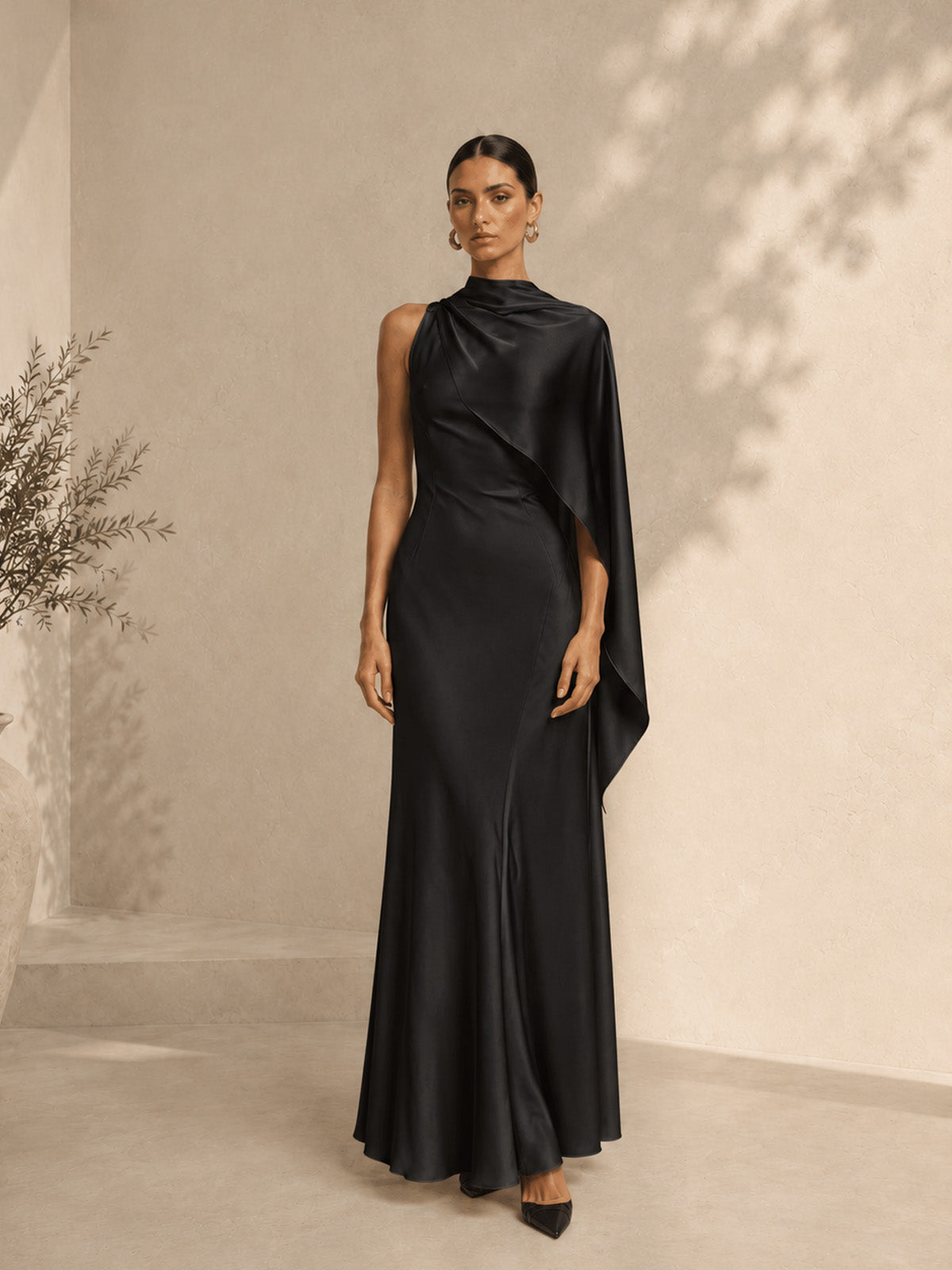 Women’s Glamorous Satin One-Shoulder Sleeveless Slim Mermaid Maxi Dress with Draped Train Detail