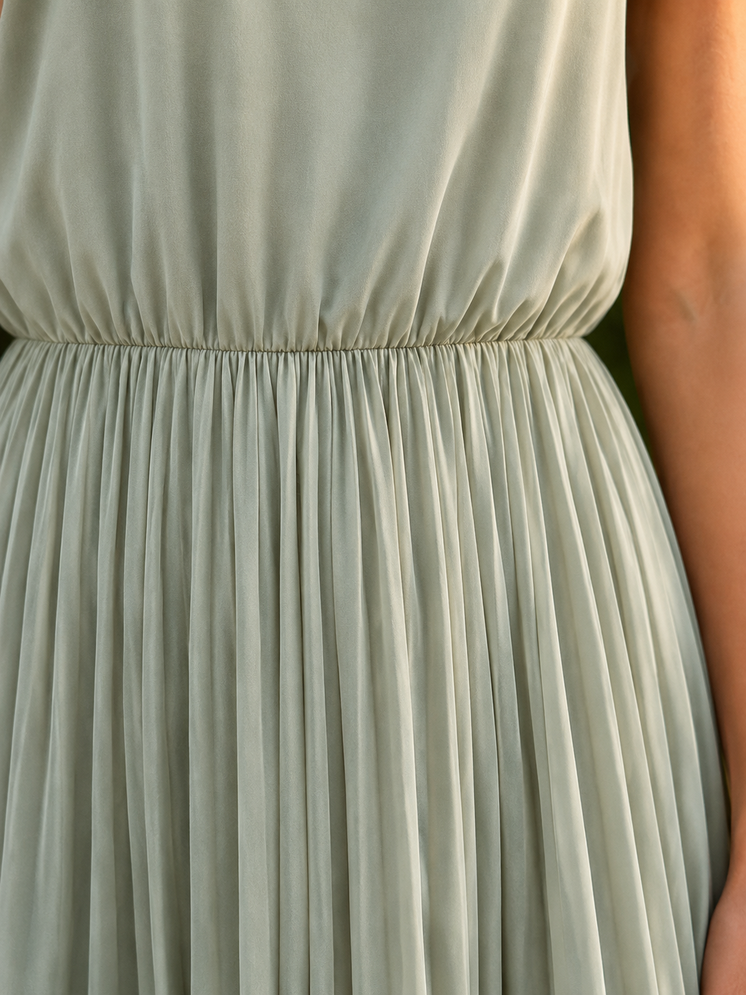 Verde chiaro elegante pleated scollo tondo senza maniche linea ad a abito midi da donna