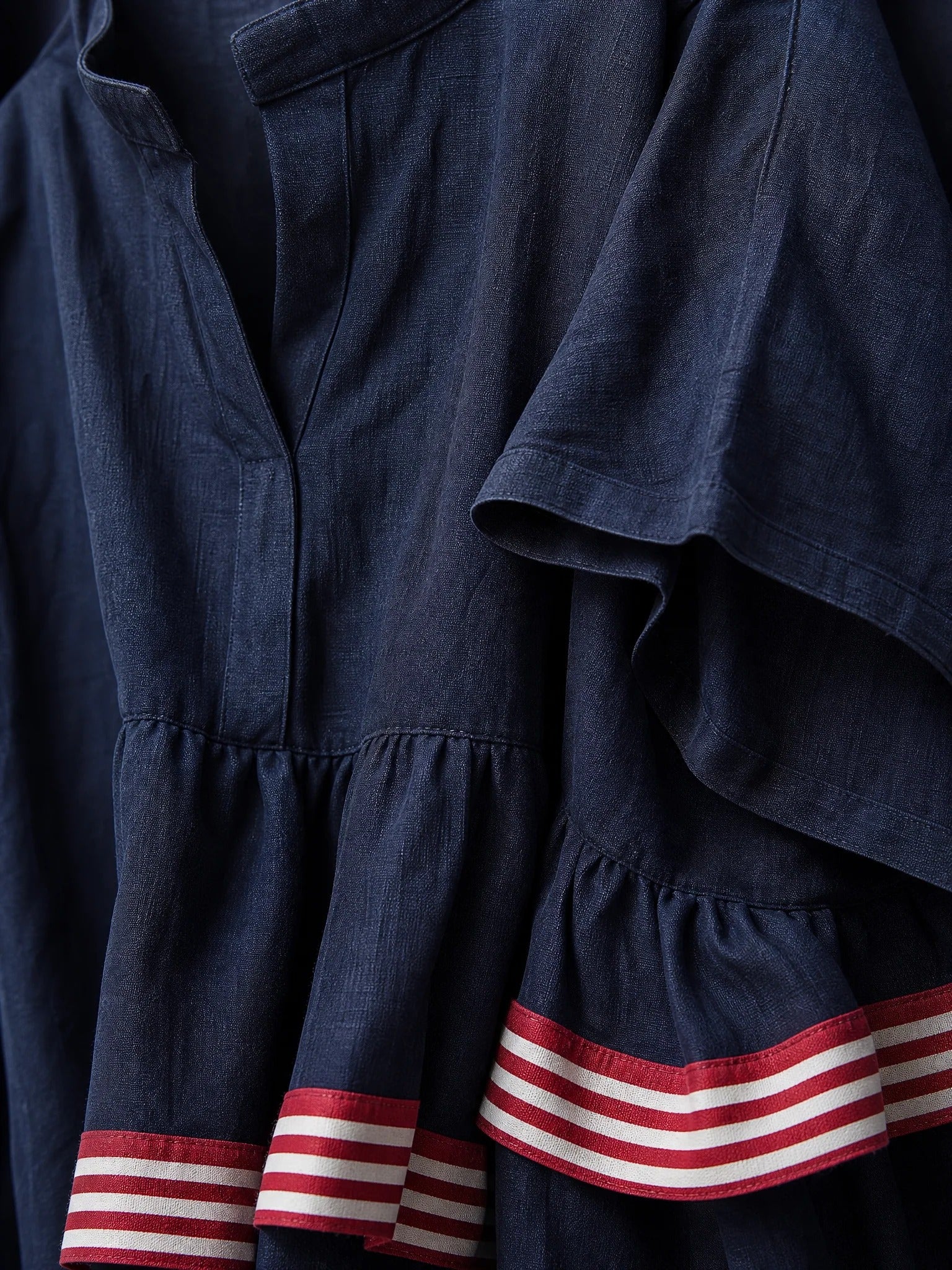 Women’s Navy Blue Linen-Blend Relaxed Stand Collar Striped Hem Maxi Dress With Striped Hem Panel